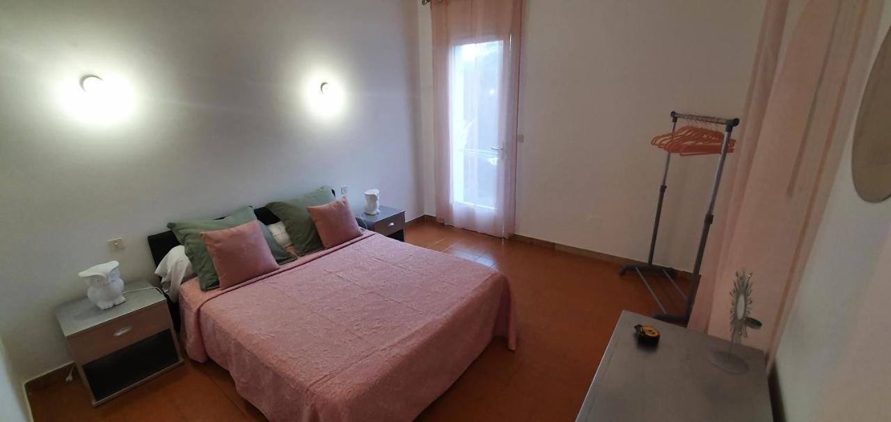 Chez Isabelle Bed & Breakfast Luri Ngoại thất bức ảnh