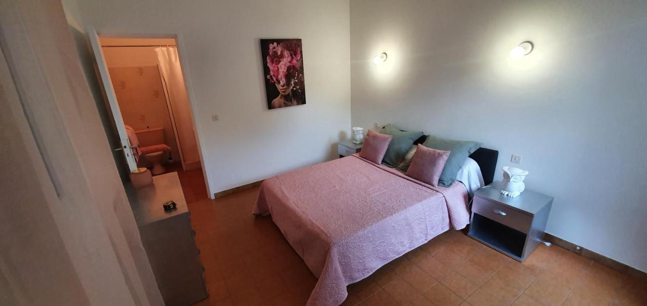 Chez Isabelle Bed & Breakfast Luri Ngoại thất bức ảnh