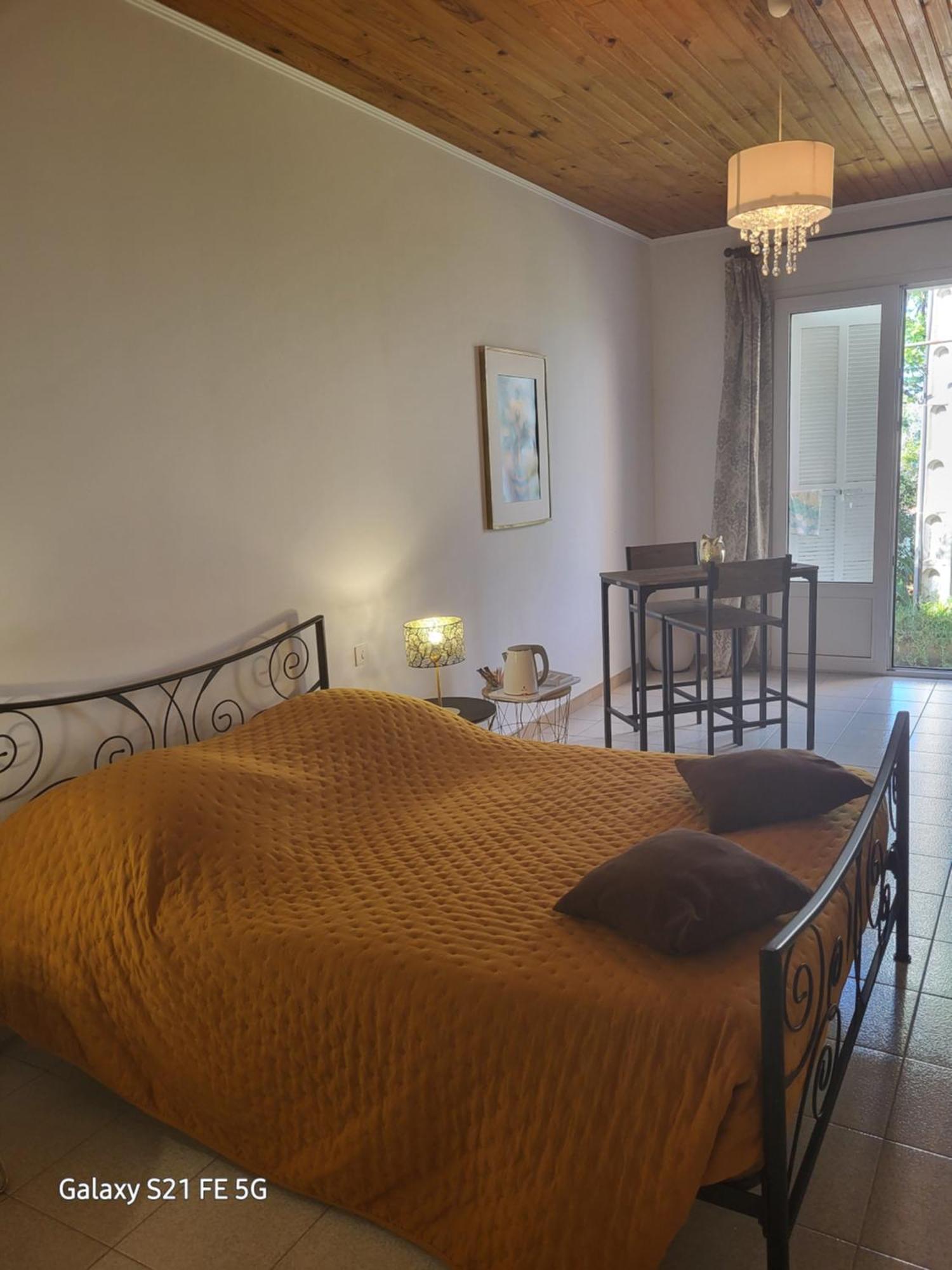 Chez Isabelle Bed & Breakfast Luri Ngoại thất bức ảnh